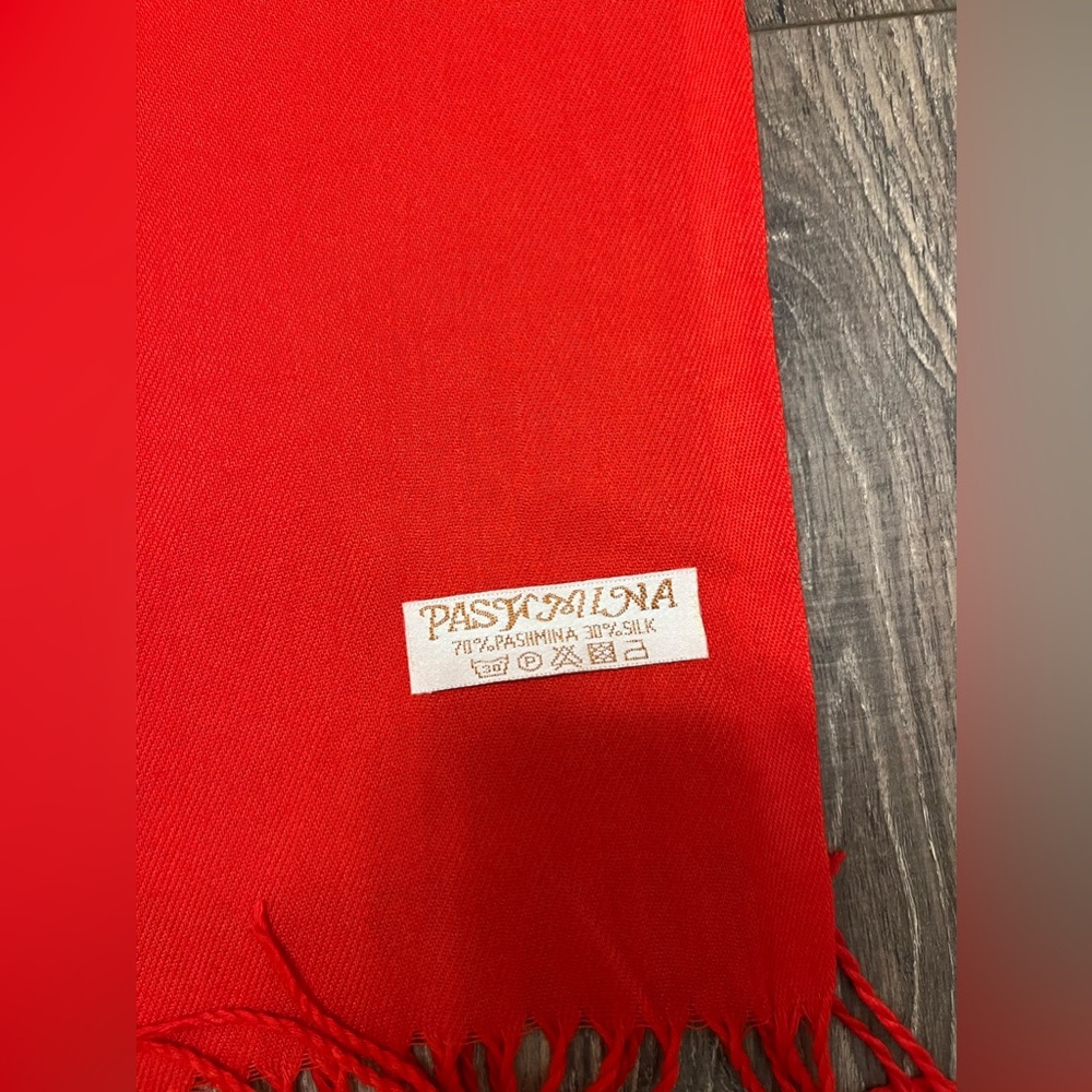 Pashmina Women's Scarf Orange Red Fringe 70% Pashmina 30% Silk 25" x 66" Wrap
